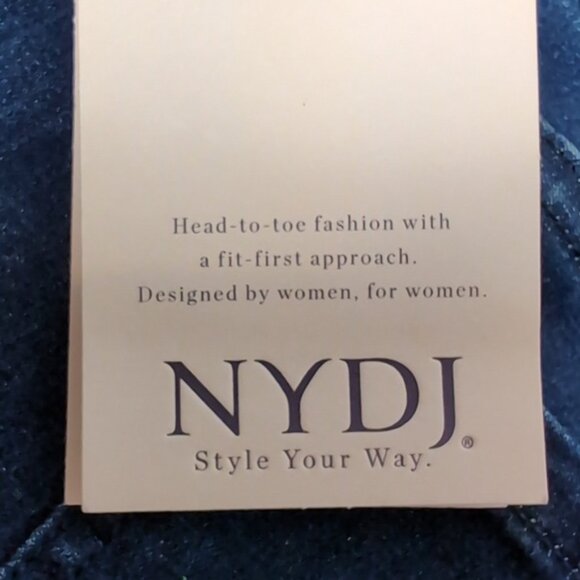 NYDJ Relaxed Flare Ankle Jeans Lift Tuck Slimming Technology Waist Match Genesis - Picture 14 of 16